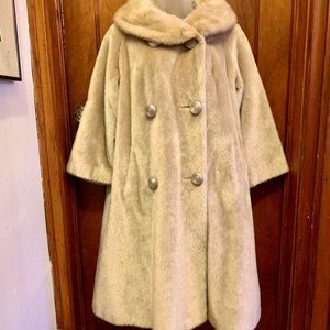 "Russel Taylor" vintage faux fur coat, EUC, size M